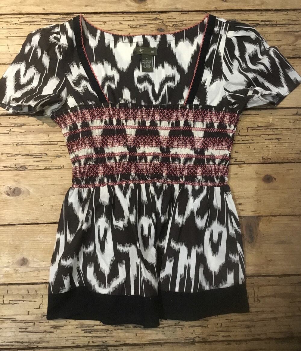 Fei Multicolored peaseant baby doll top Size 4
